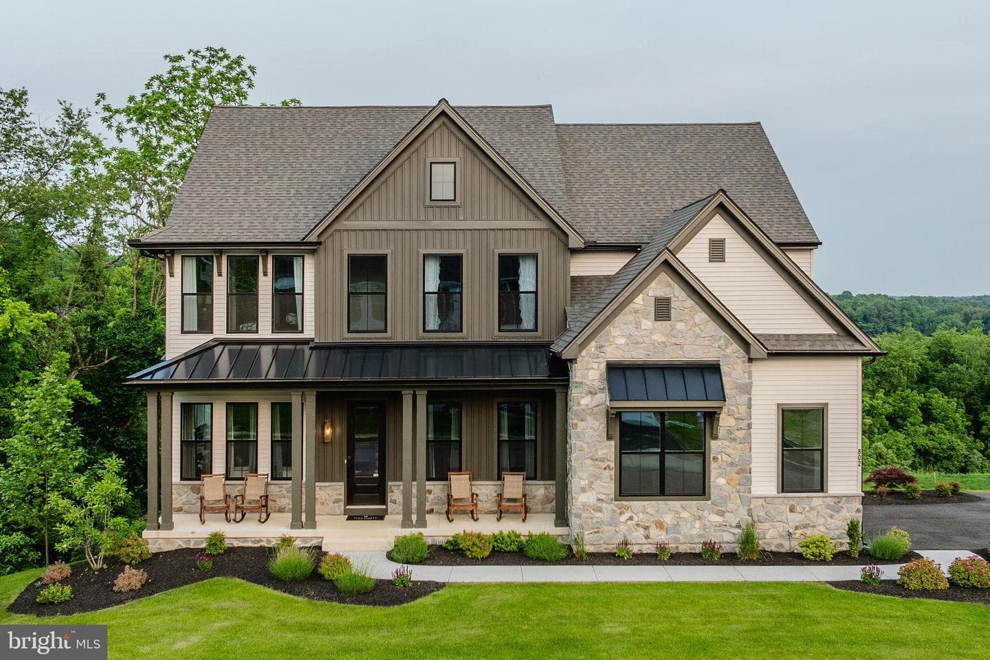 410 Darrow Road #hawthorne, York