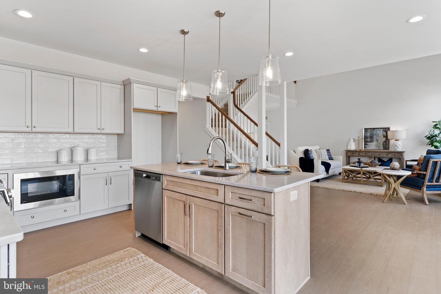 302 Cedar Street photo 8