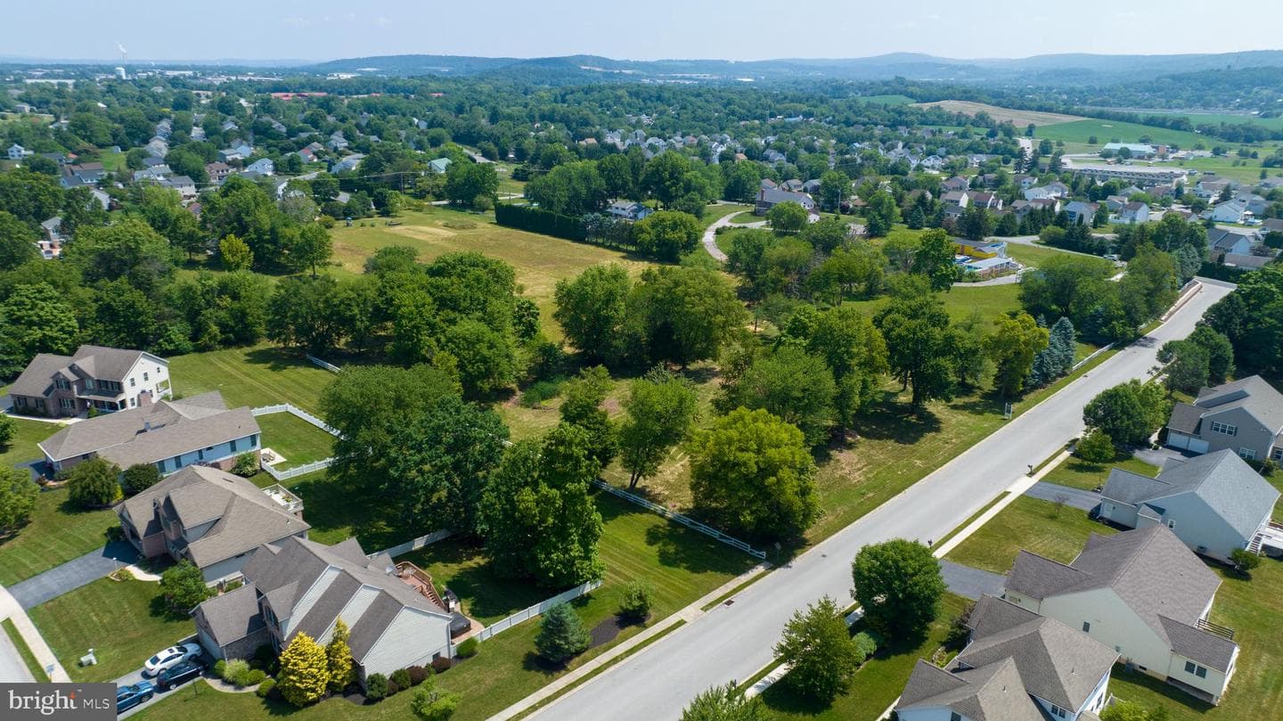 Lot 3 Fenwick Model Parkwood Drive photo 8