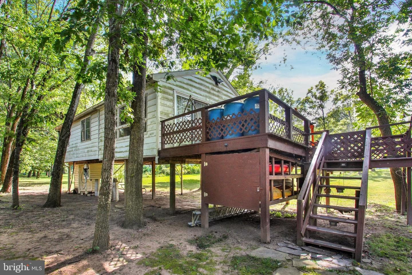 719 N Creek Road photo 10