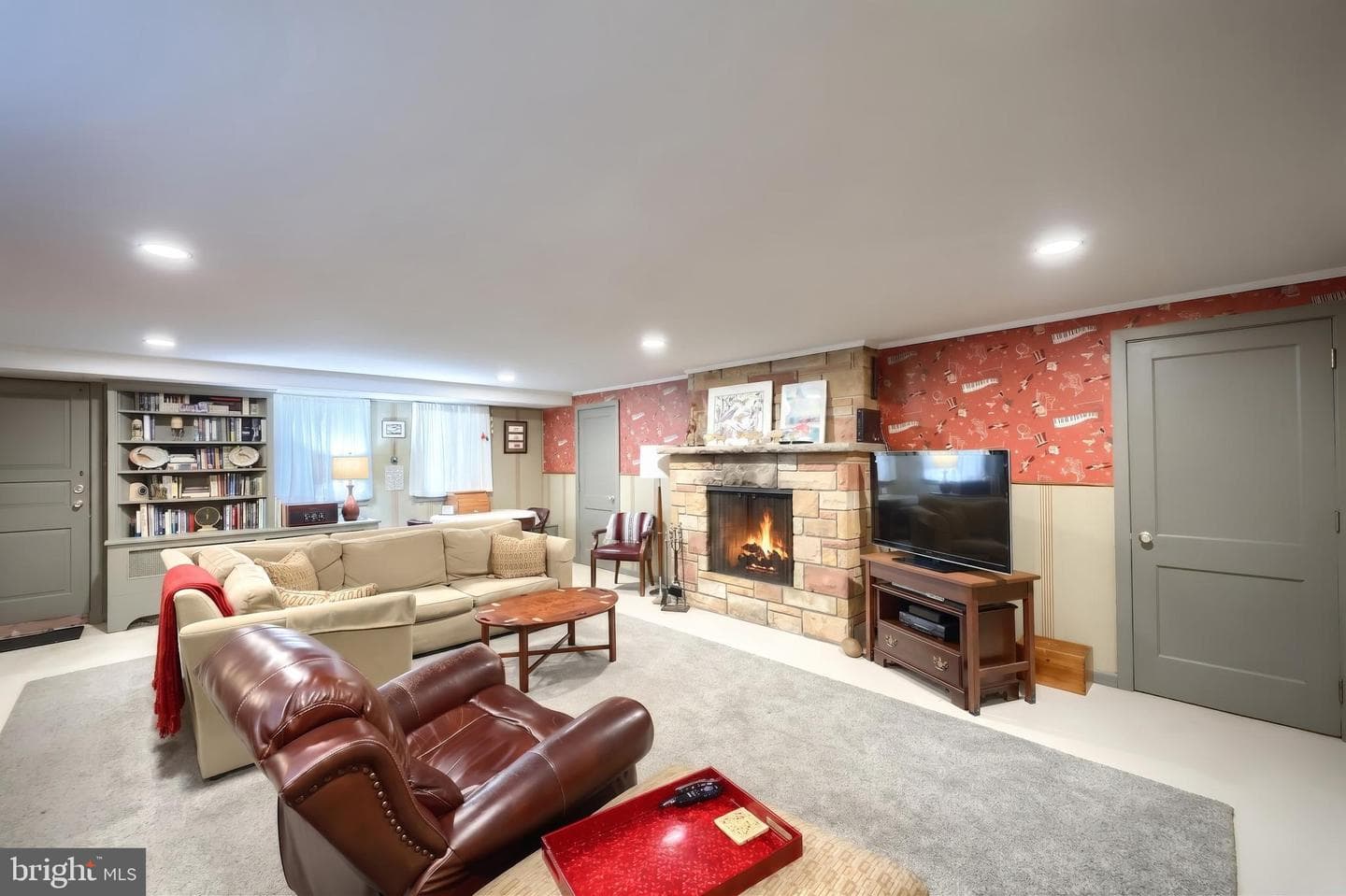 430 Baer Avenue photo 33