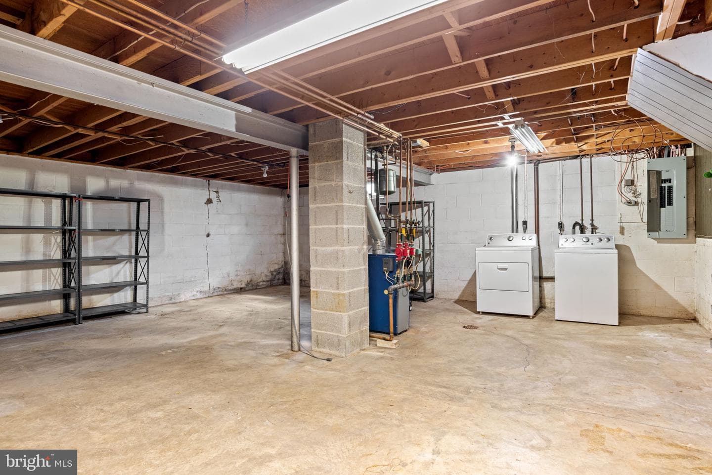 405 Clearview Road photo 27