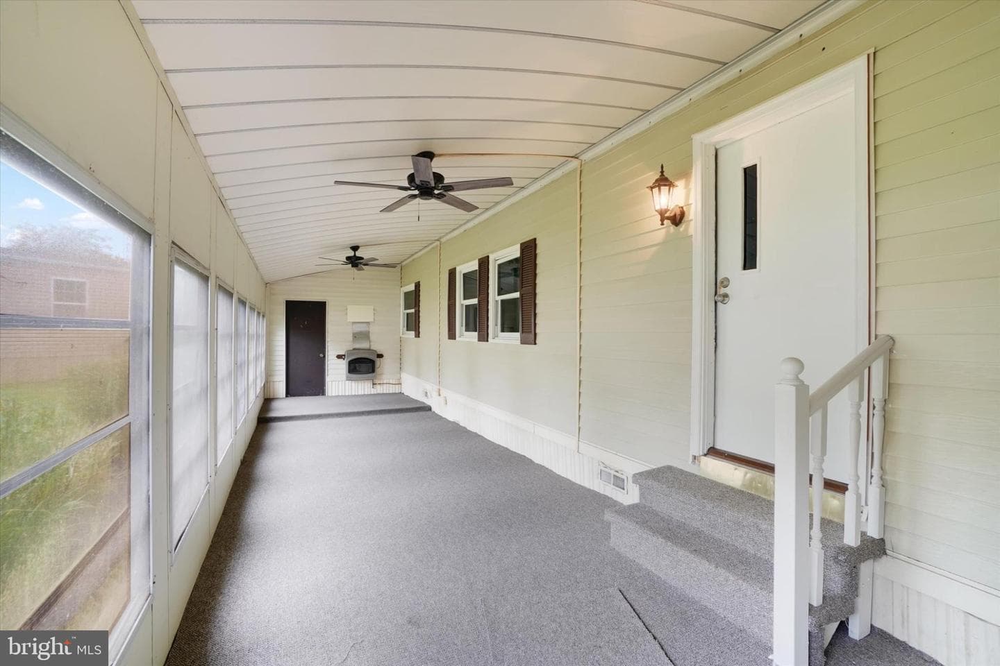 209 Holly Drive photo 5