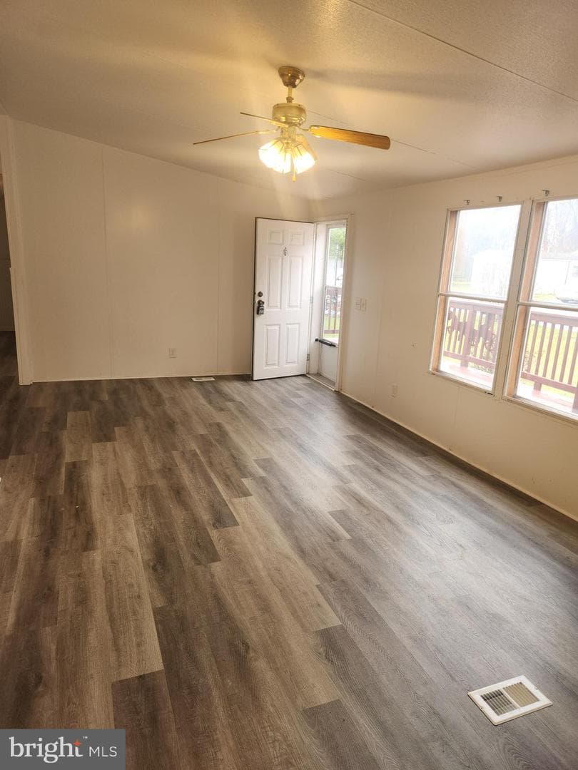 701 Cassel Road photo 4