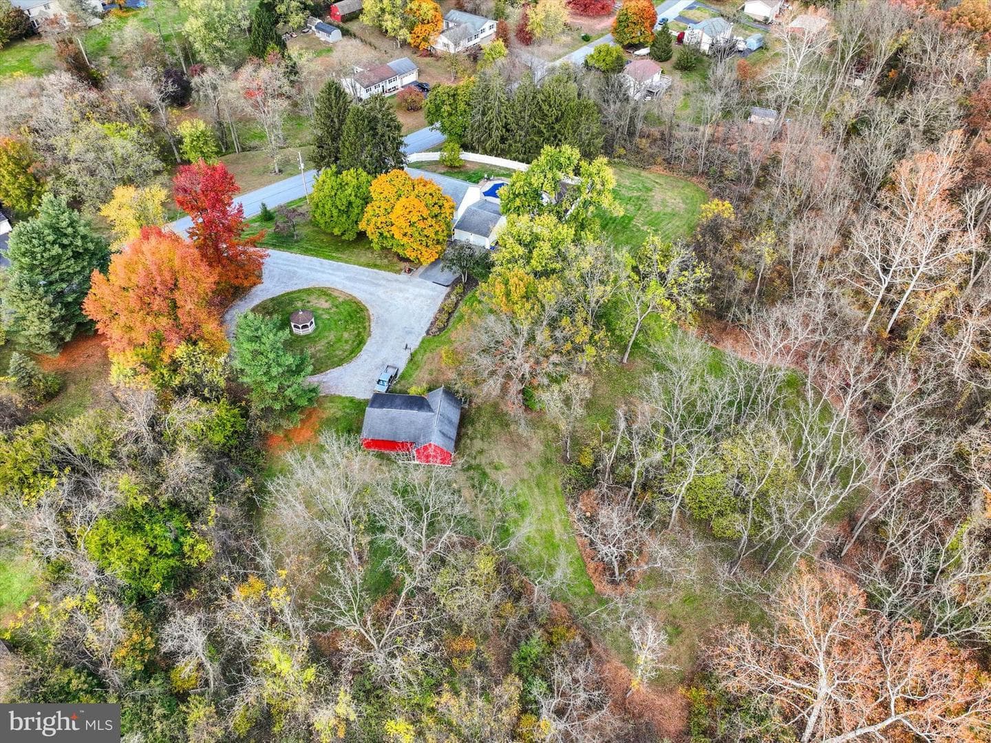 85 Redstone Drive photo 40