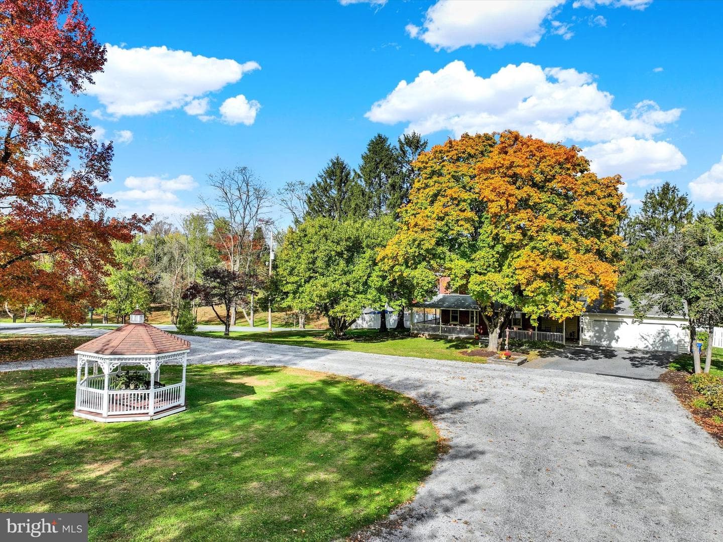 85 Redstone Drive photo 46