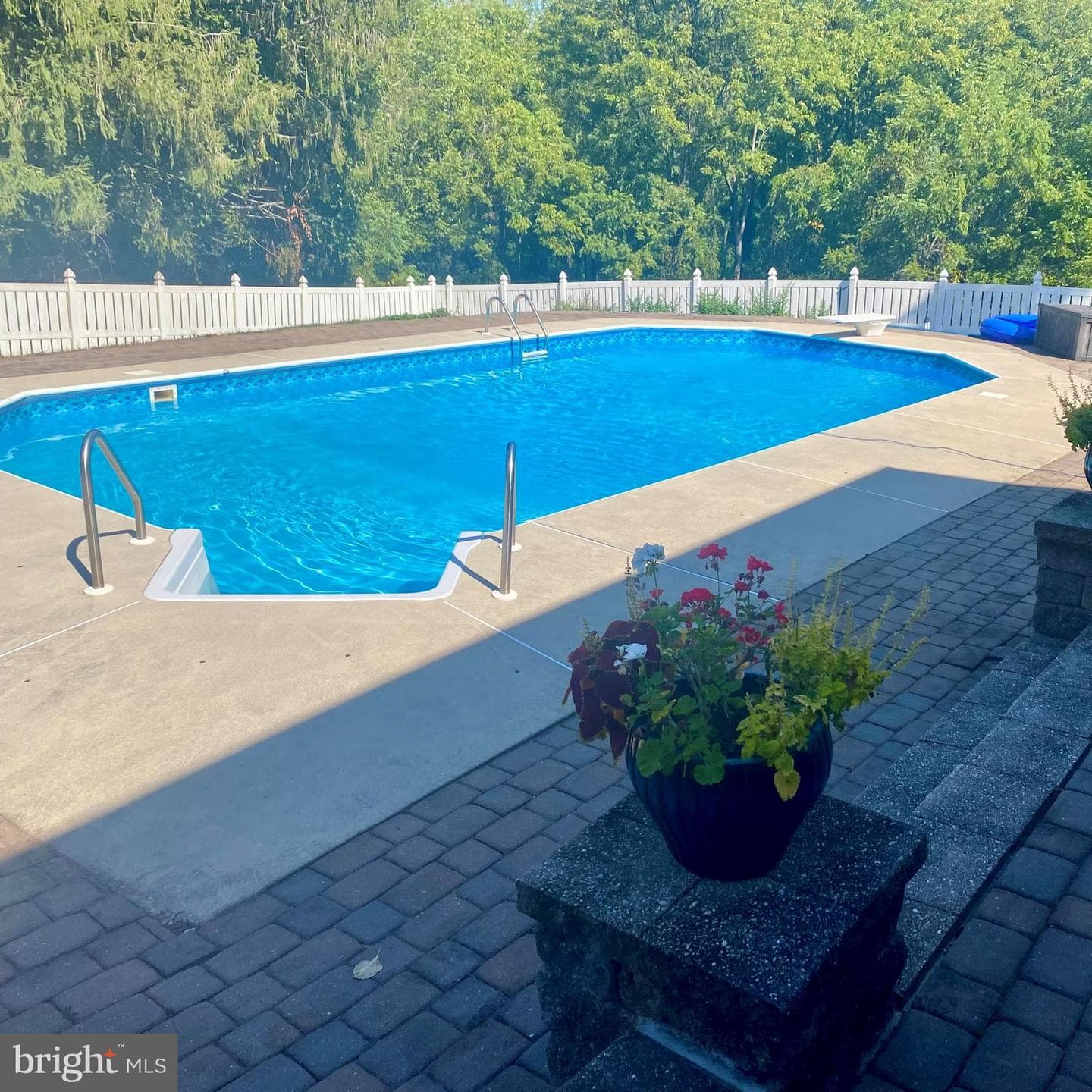 85 Redstone Drive photo 5