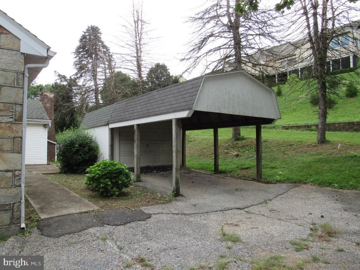1755 Camp Betty Washington Road photo 4