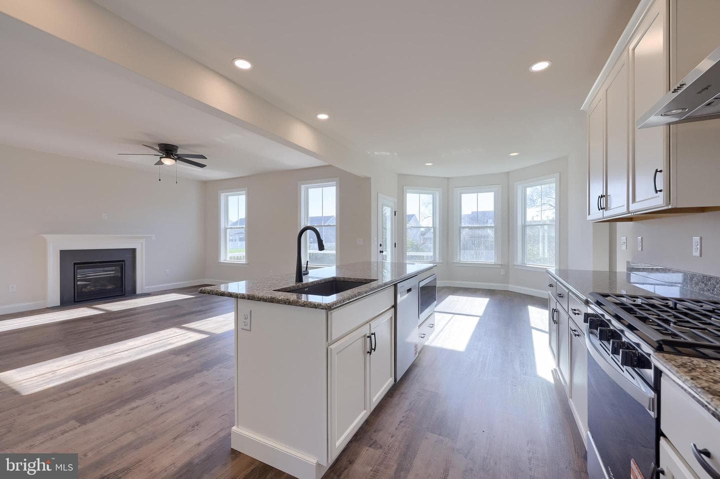 130 Eli Drive photo 2