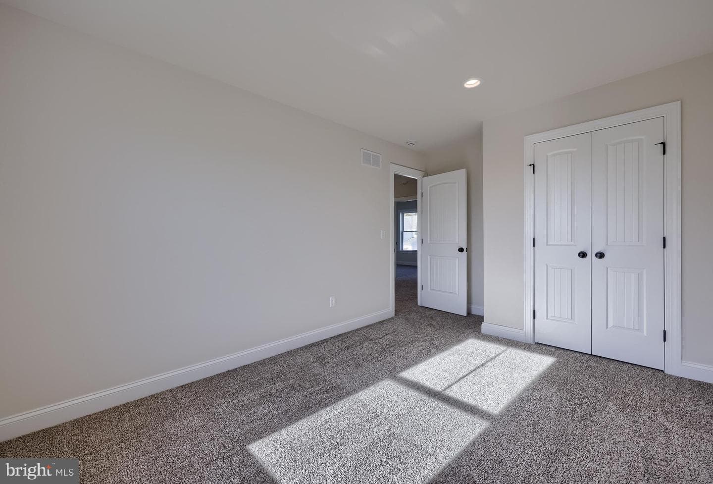 130 Eli Drive photo 29