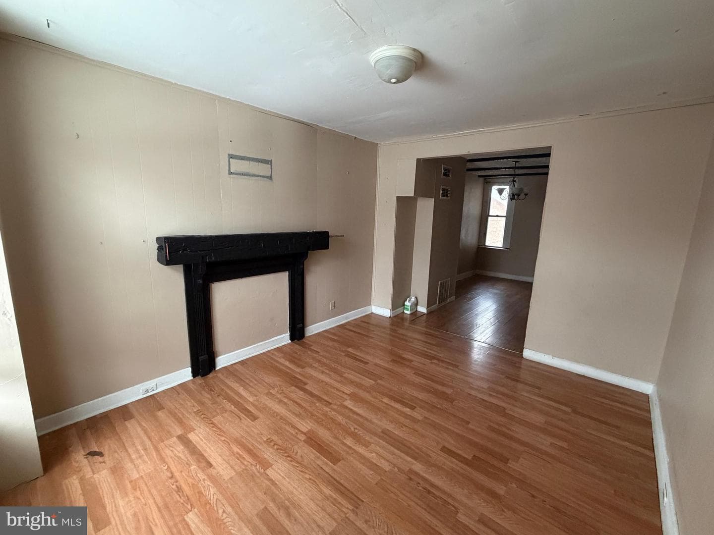 348 W Gay Avenue photo 2