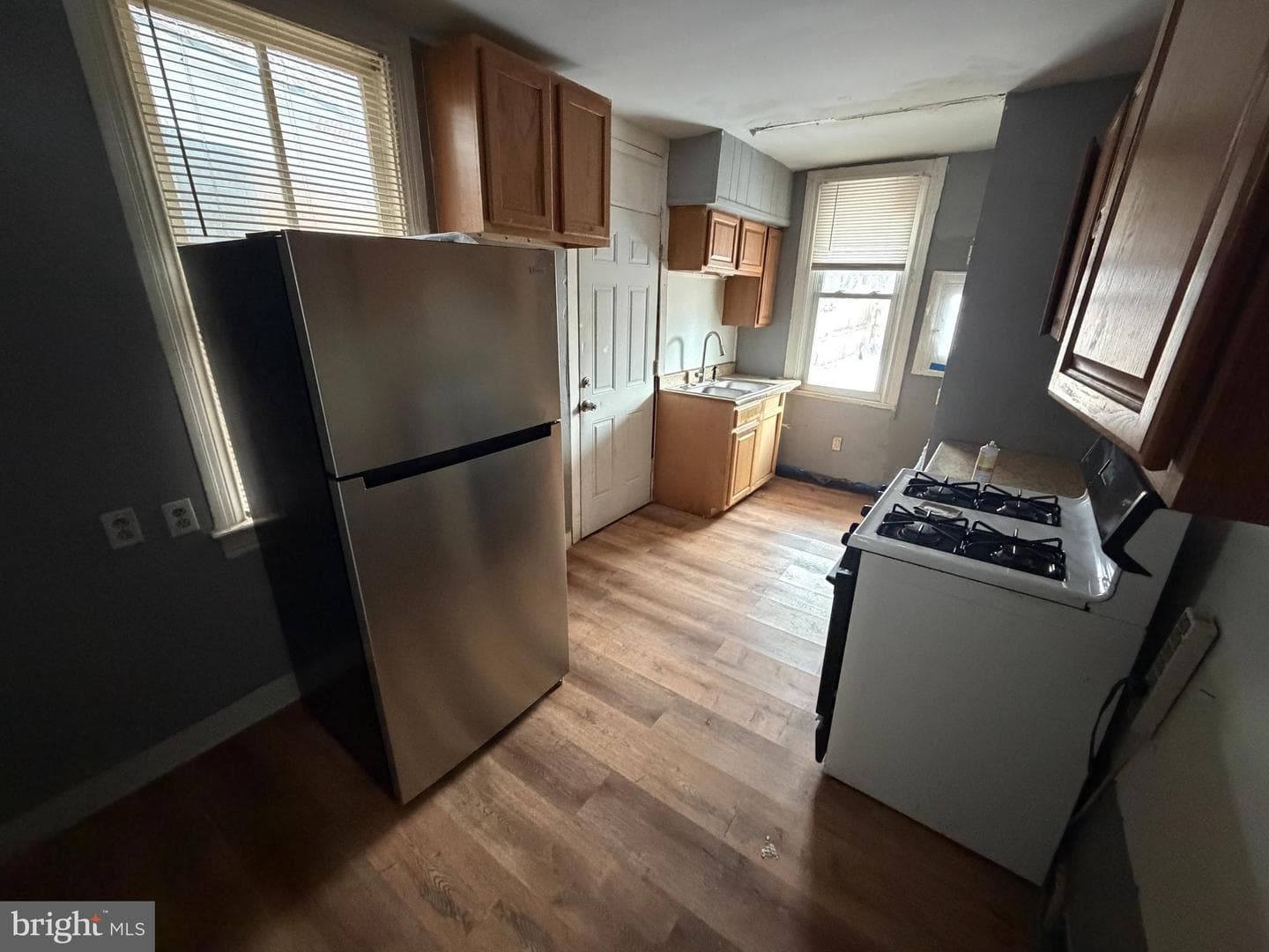 348 W Gay Avenue photo 6