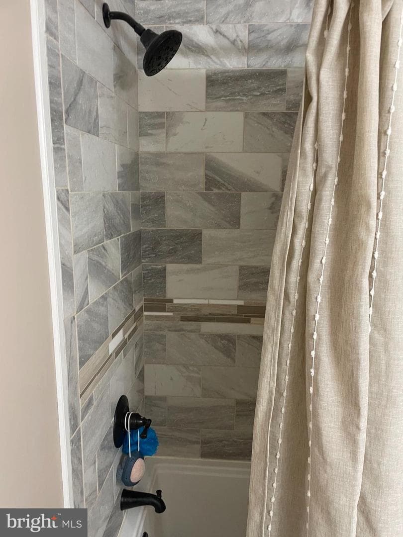 270 Canary Circle photo 9