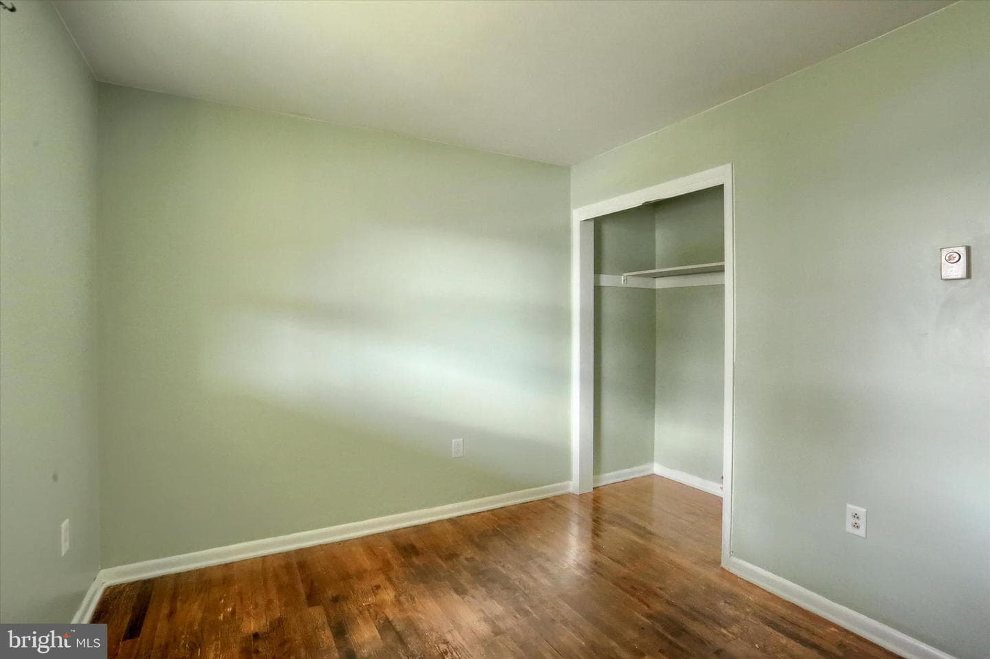 127 Spring Road photo 24