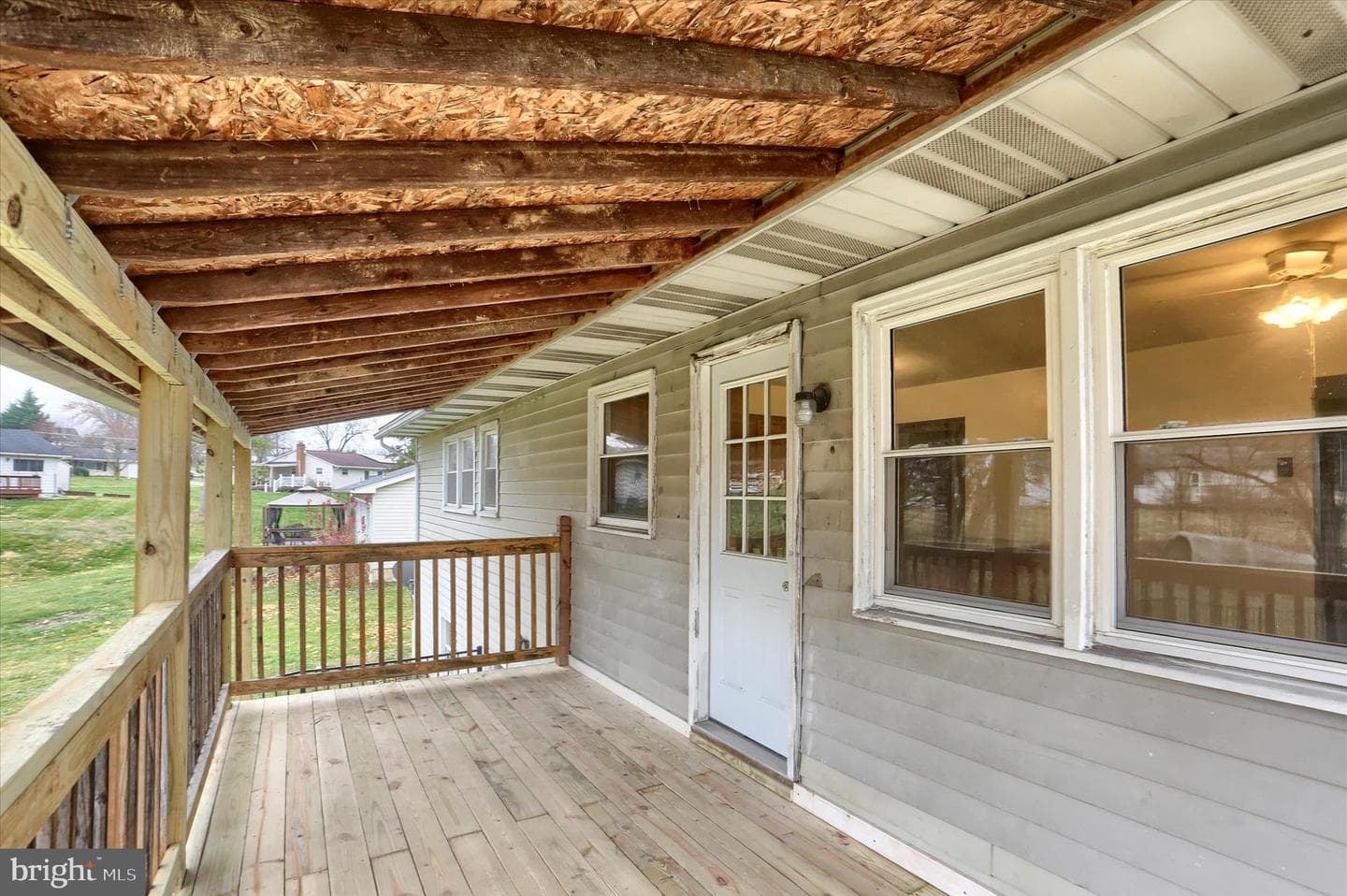 127 Spring Road photo 39