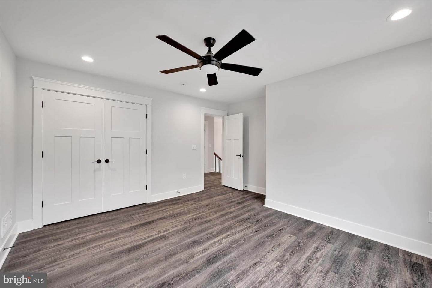 4 Pine Tree Drive photo 28