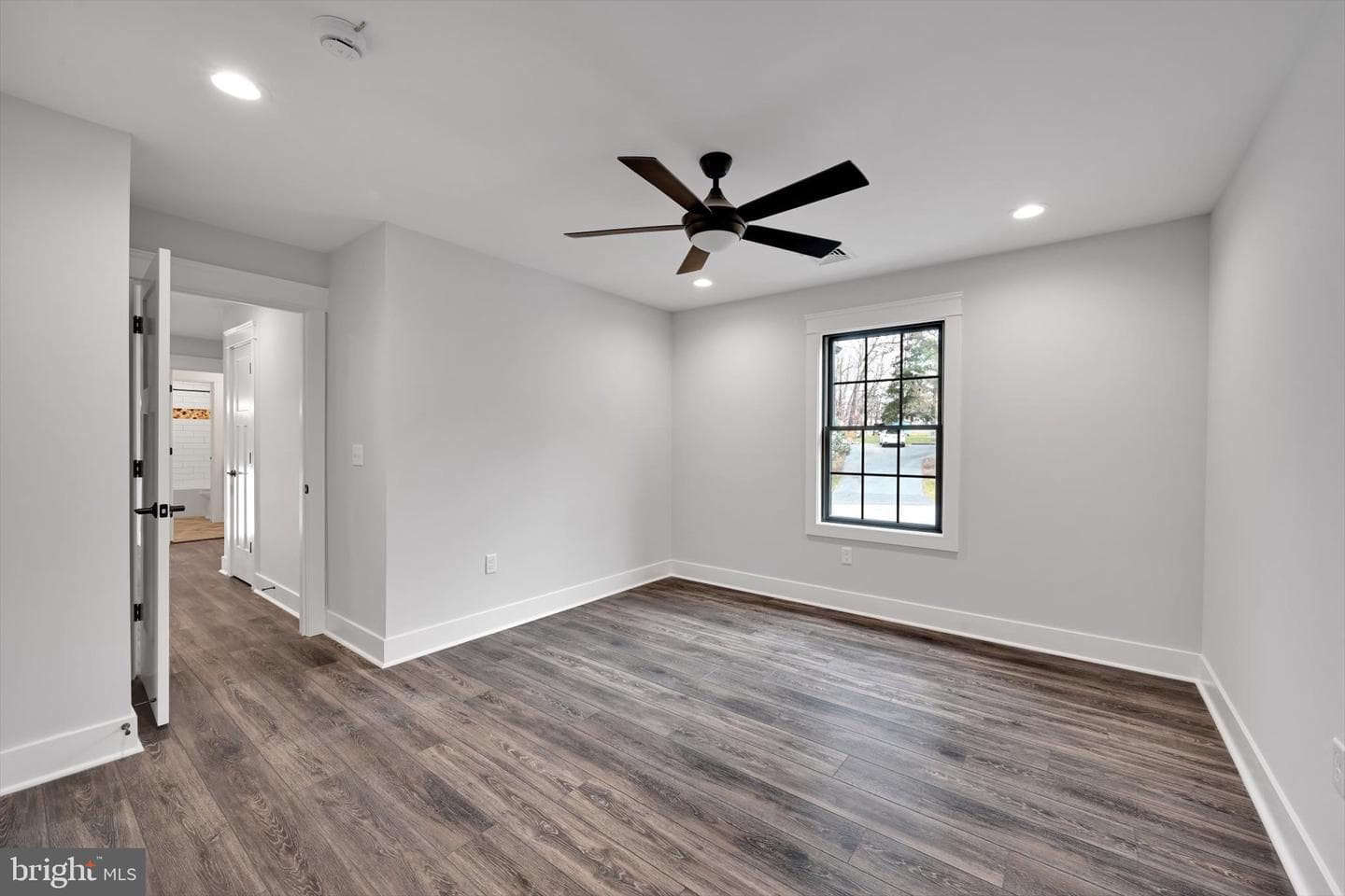 4 Pine Tree Drive photo 29
