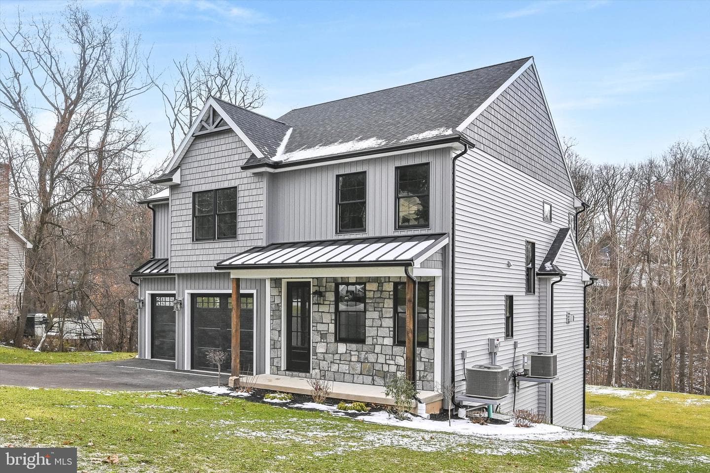 4 Pine Tree Drive photo 3
