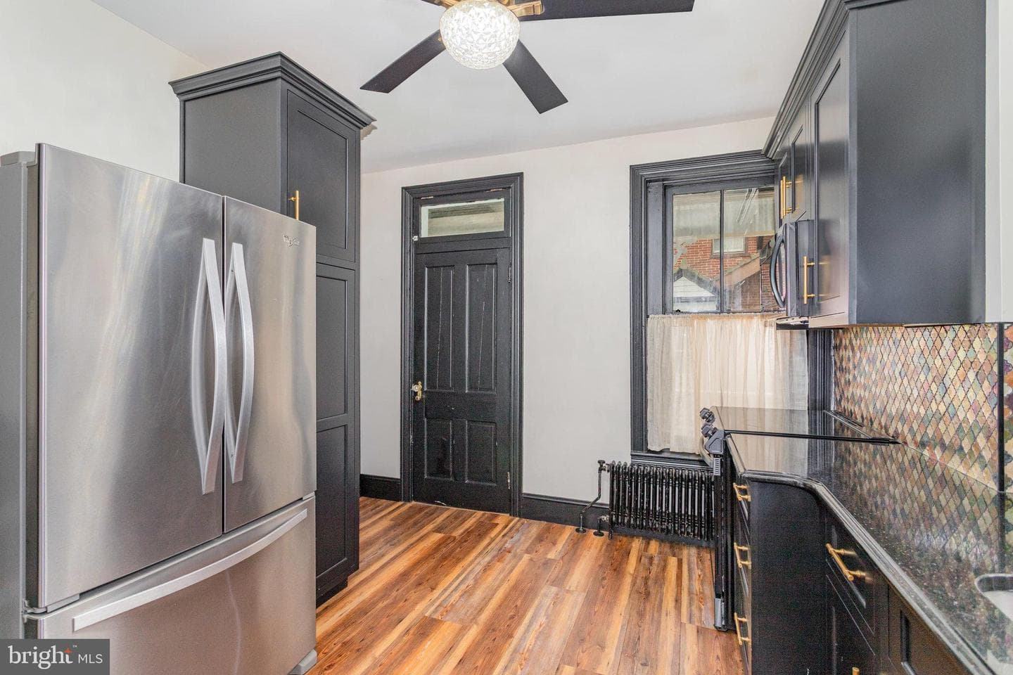 427 Hellam Street photo 16
