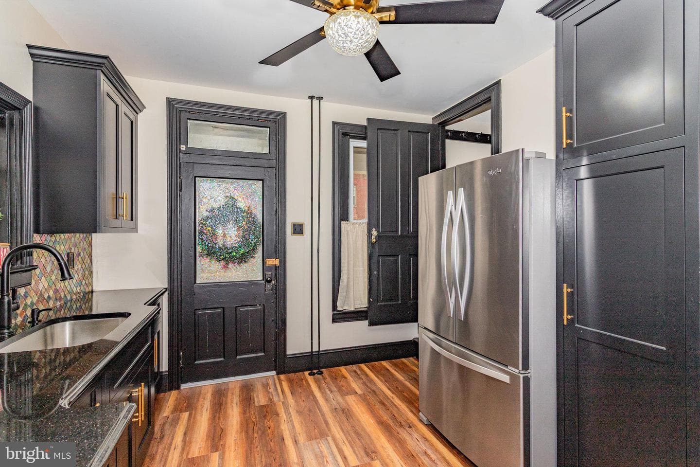 427 Hellam Street photo 17