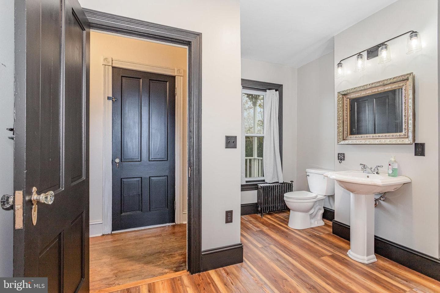 427 Hellam Street photo 29