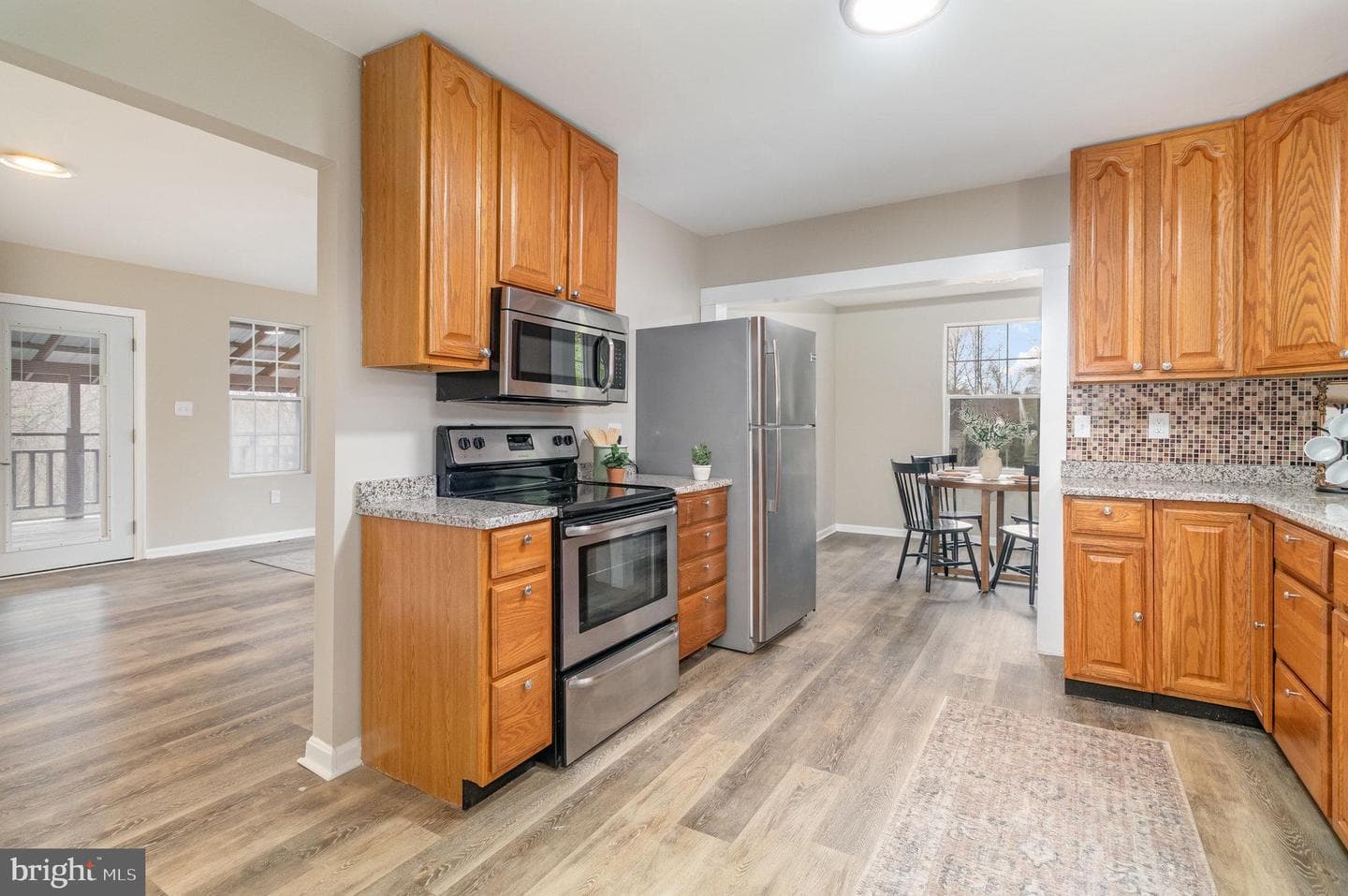375 Meadow Trail photo 3