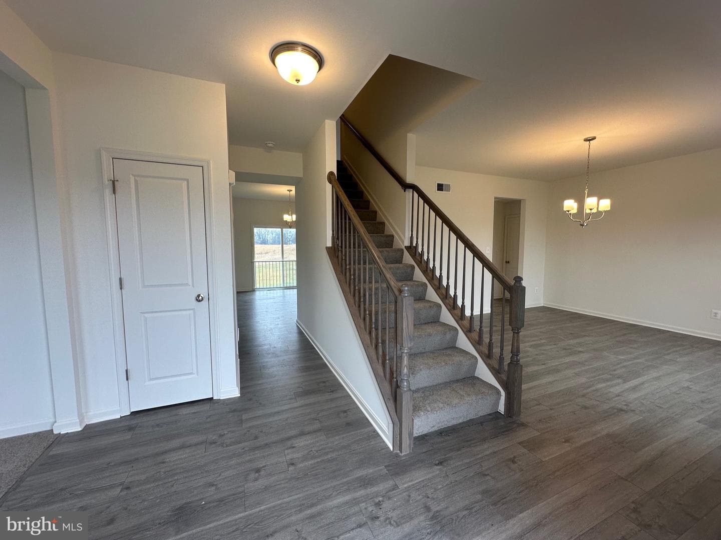 9 Bentley Court photo 20