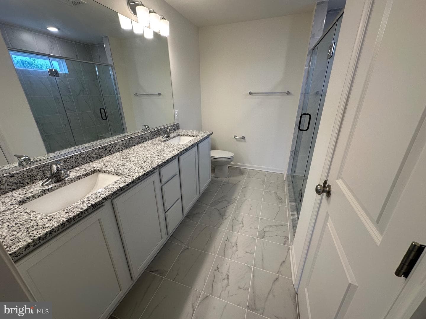 9 Bentley Court photo 40