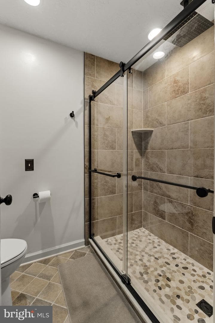 691 Marlow Drive photo 24
