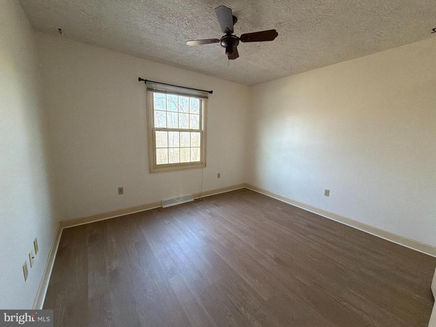 691 Marlow Drive photo 30