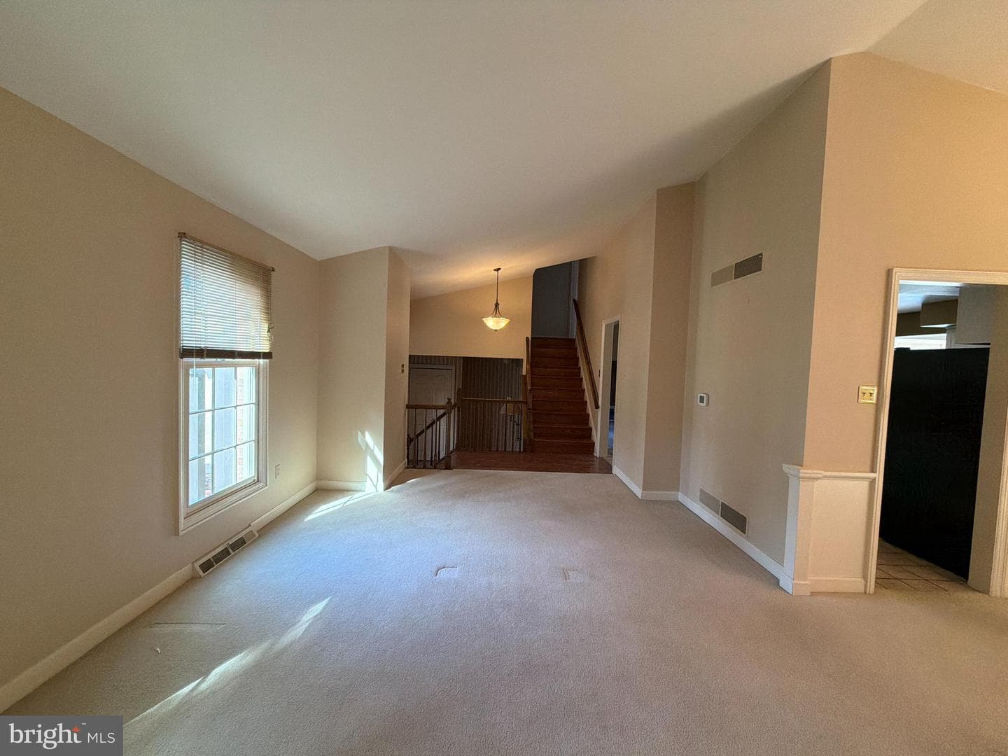 691 Marlow Drive photo 8