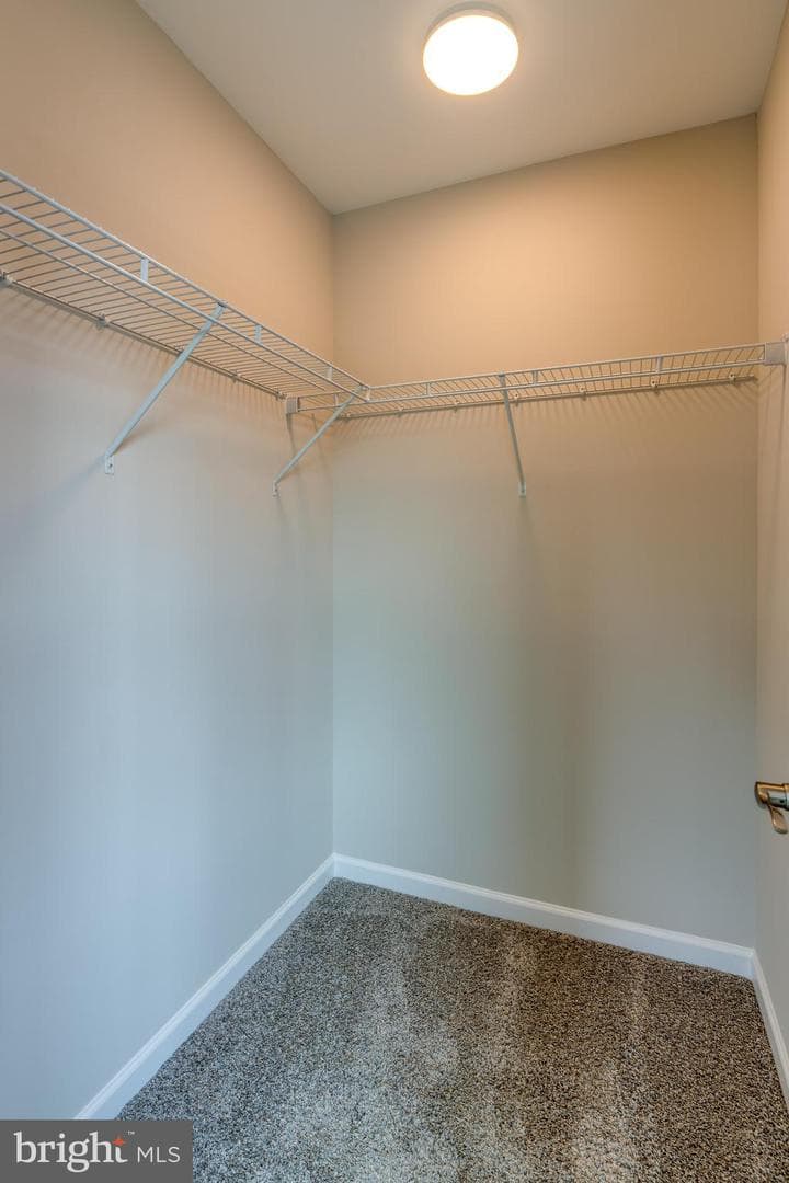 254 S Queen Street photo 25