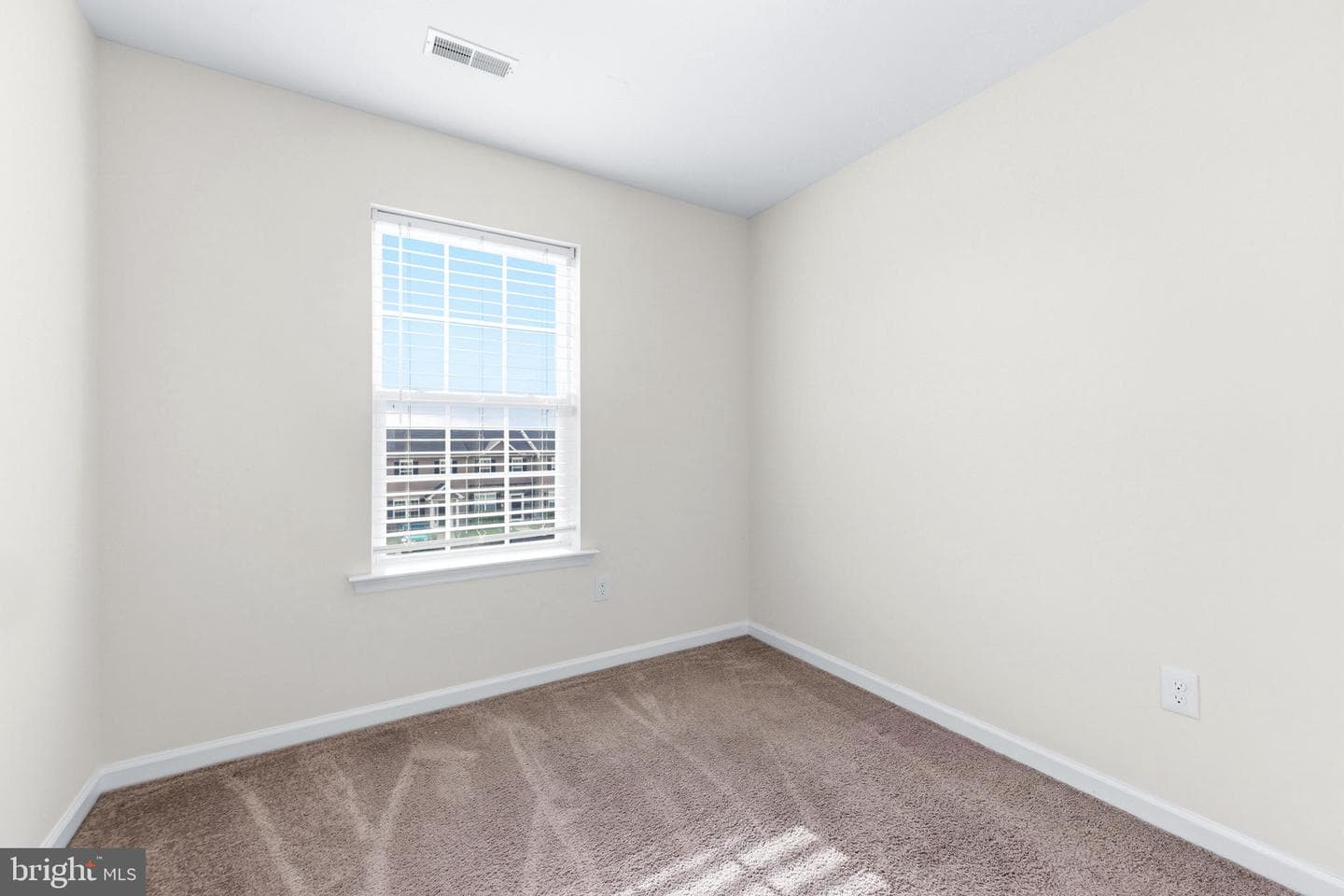 64 Holstein Drive photo 24