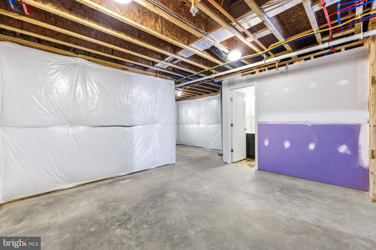 64 Holstein Drive photo 34