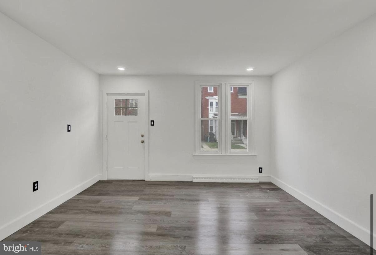 1151 E King Street photo 8