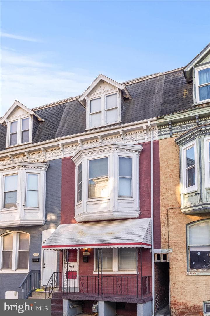 350 E Poplar Street photo 4