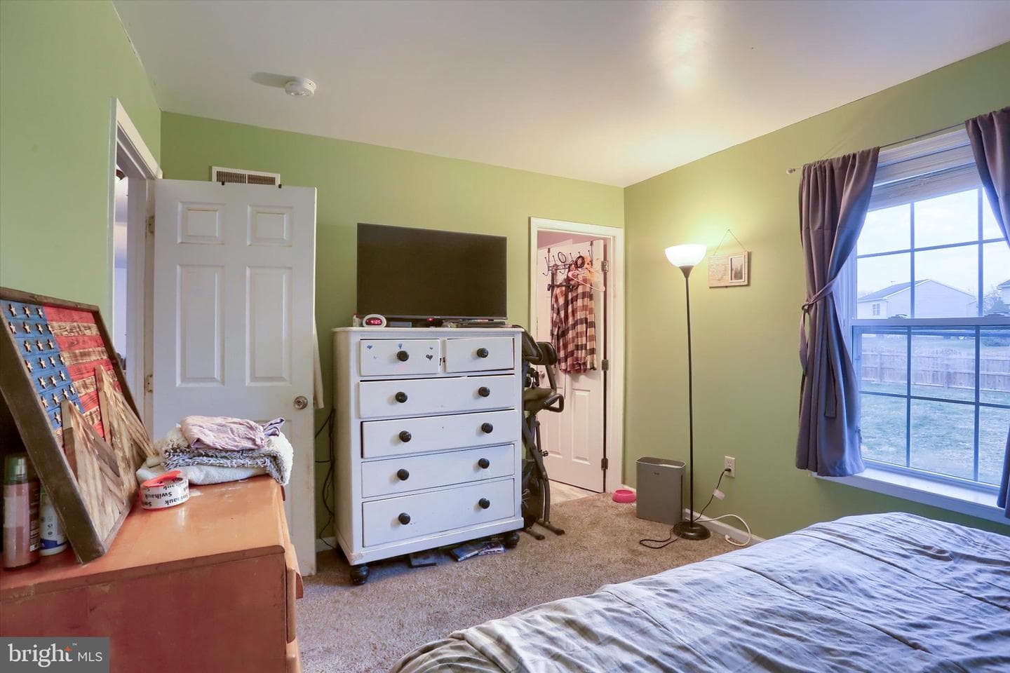 20 Debra photo 14