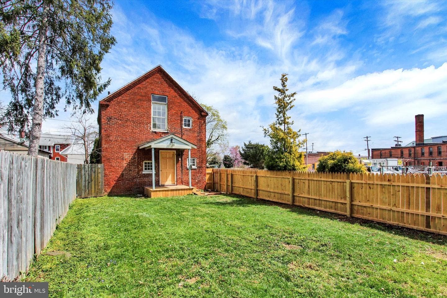 407 Carlisle Street photo 36