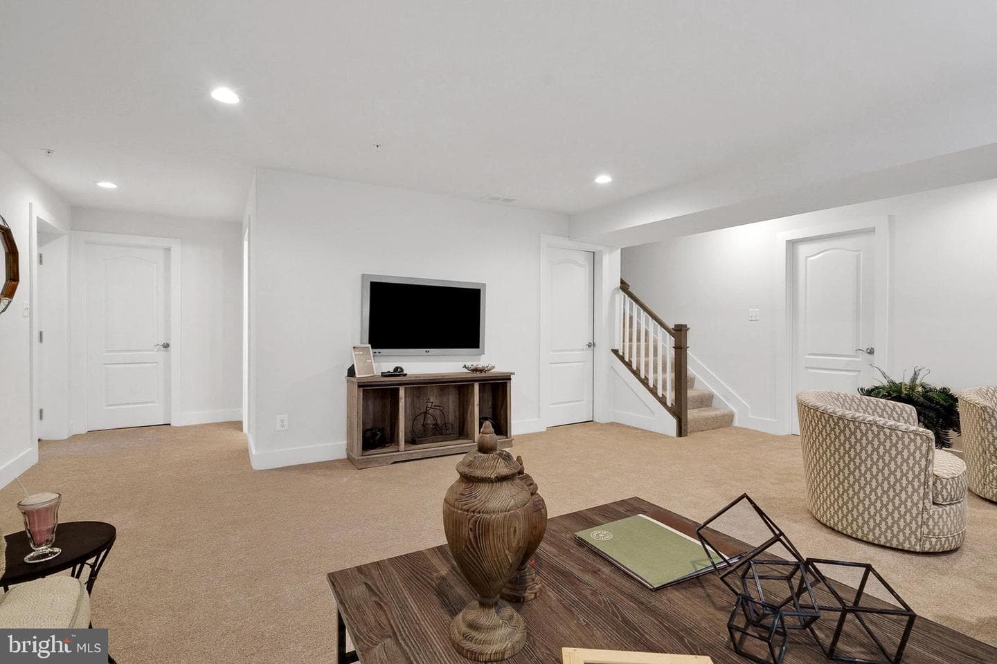4025 Rolling Meadow Court photo 18