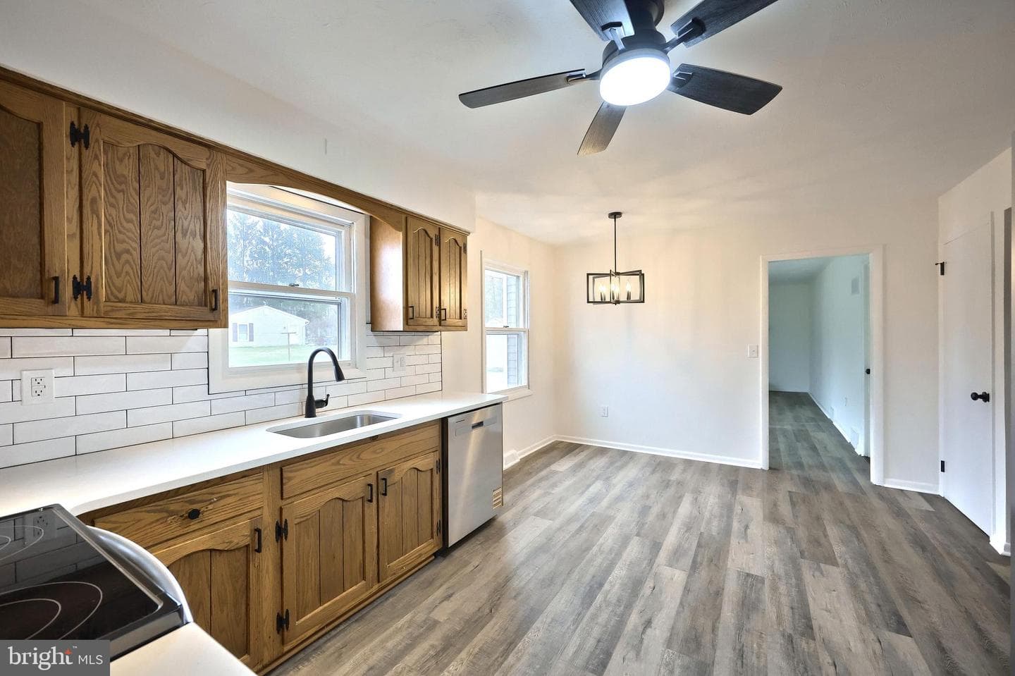 2510 Redwood Road photo 28