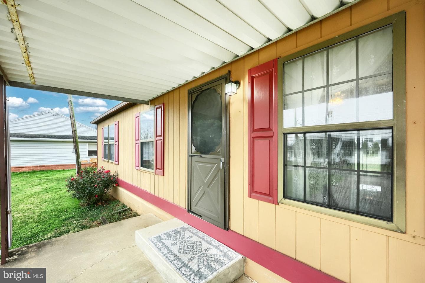 2818 Oakland Road photo 5