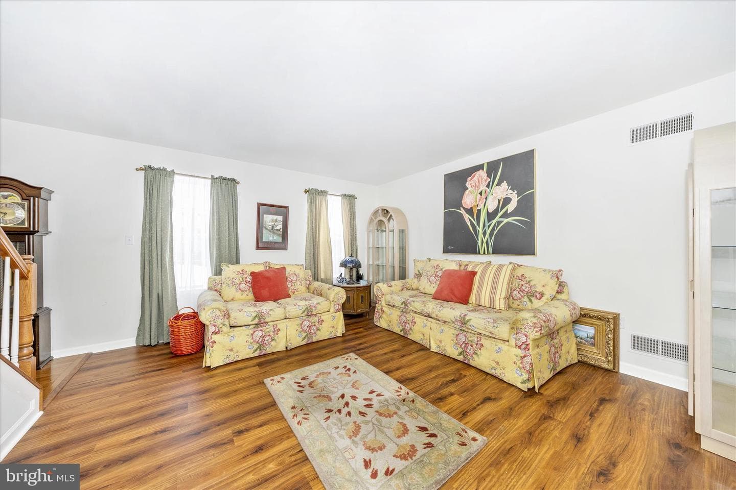 7523 Seneca Ridge Drive photo 9