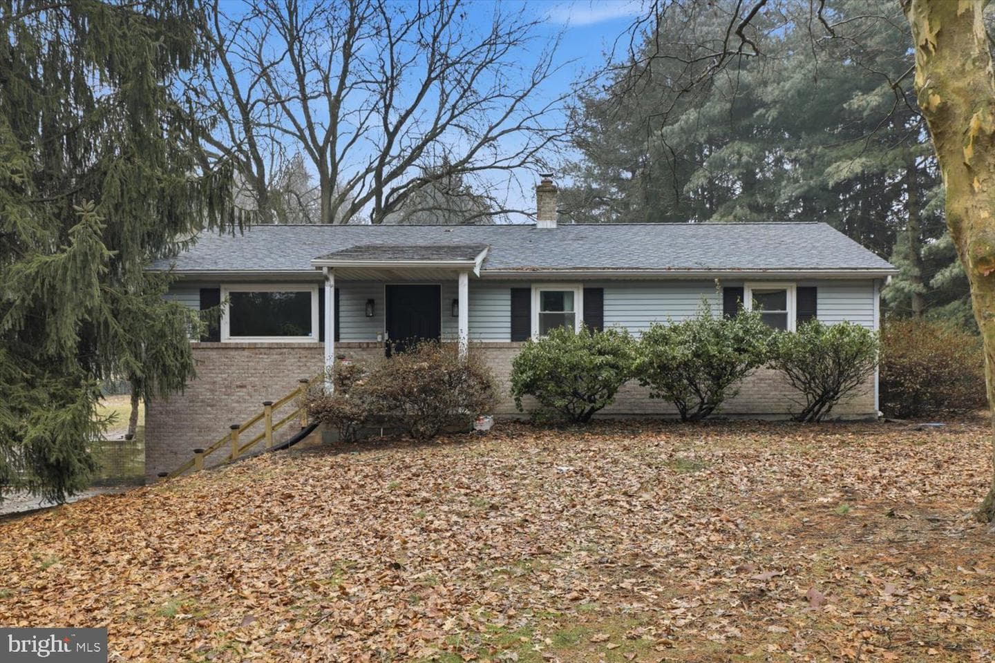 15 Catalina Drive photo 2