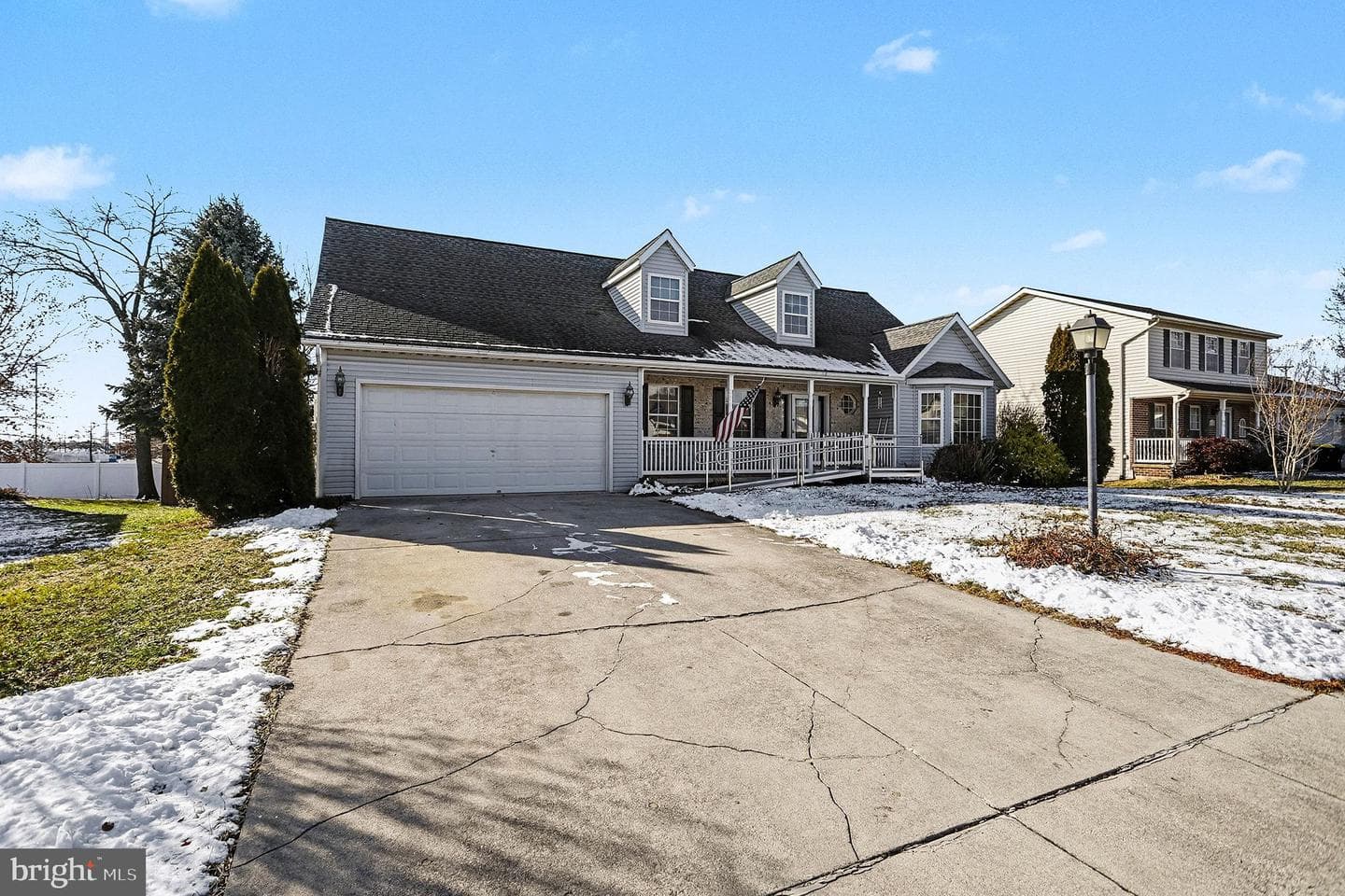 1686 Taylor Drive photo 3