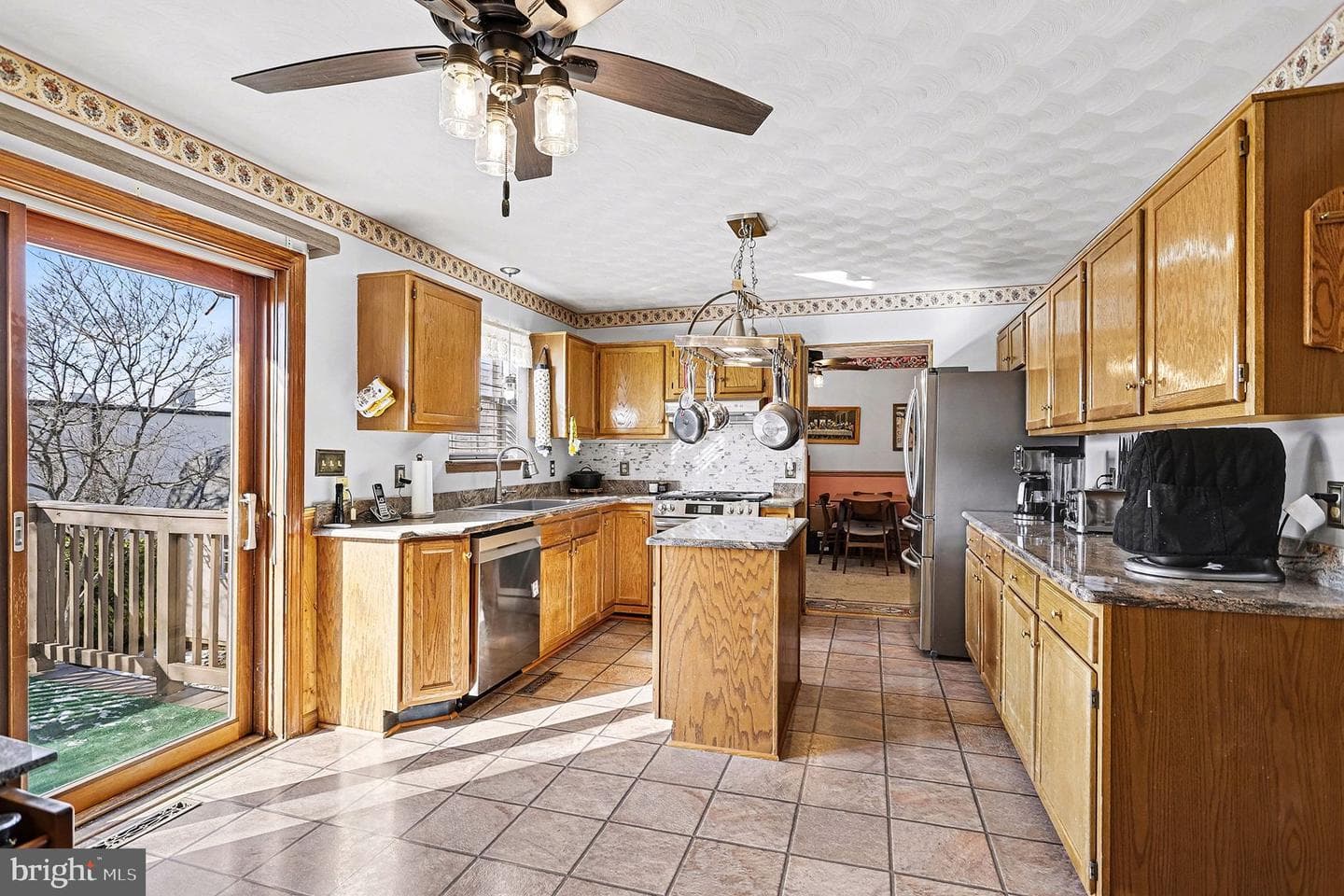 1686 Taylor Drive photo 8