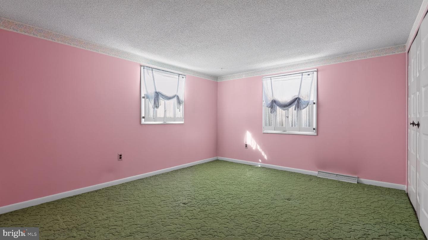 2686 Sunset Lane photo 18