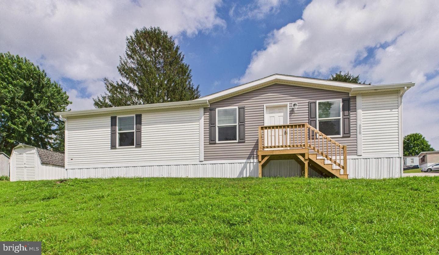 119 Chestnut Hill Drive, York