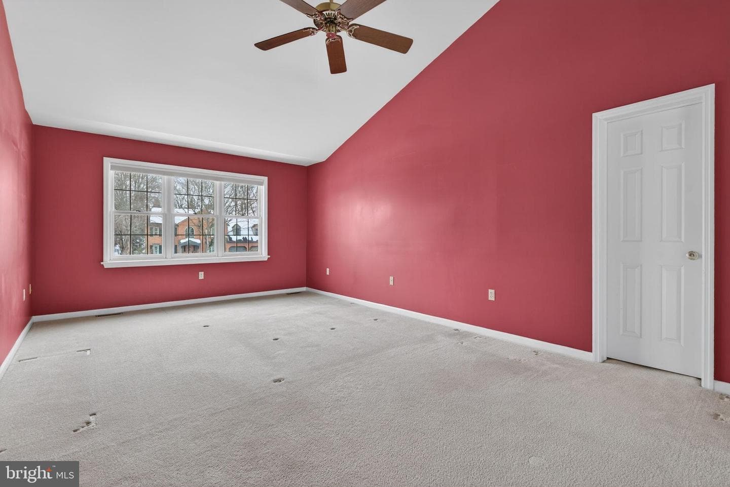 1240 Hambiltonian Way photo 23