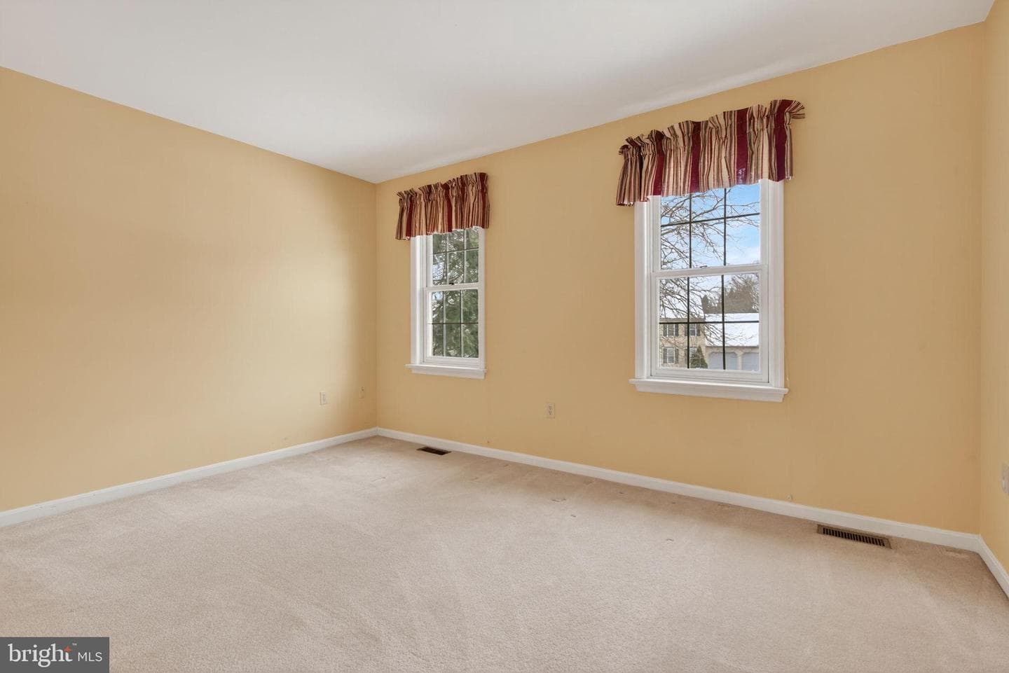 1240 Hambiltonian Way photo 29