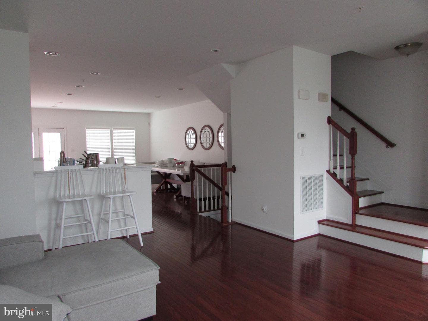 7906 Erinvale Lane photo 3